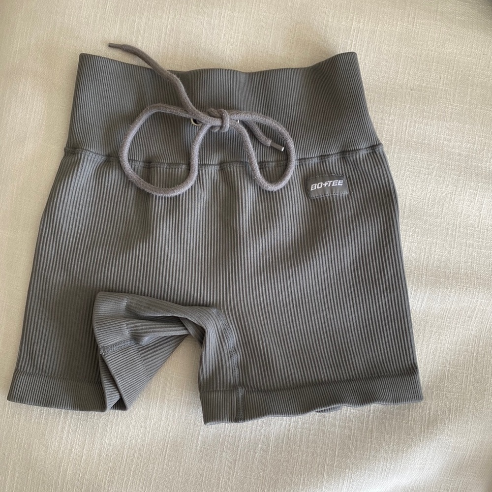 Bo + Tee Grey Biker Shorts